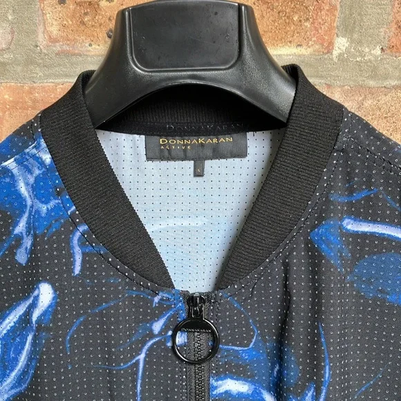 Donna Karan - Picture 2 of 16